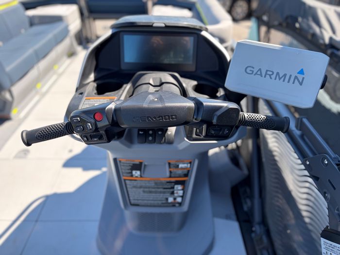 2025 Sea-Doo Switch Cruise 21' 230hp Photo 11 of 16