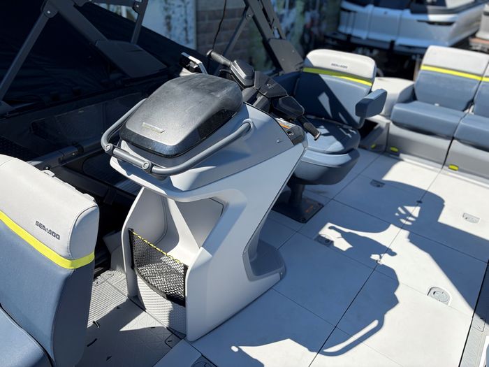 2025 Sea-Doo Switch Cruise 21' 230hp Photo 16 of 16