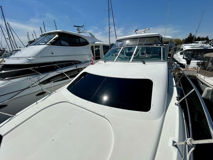 2005 Cruisers Yachts Motor Yacht 455 Photo 6 of 47