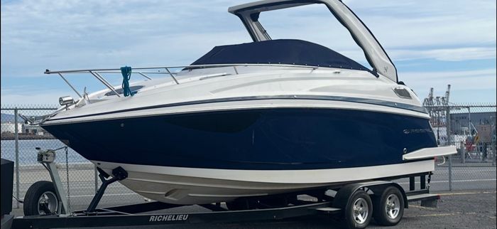 2021 Regal 28 Express Photo 1 of 20