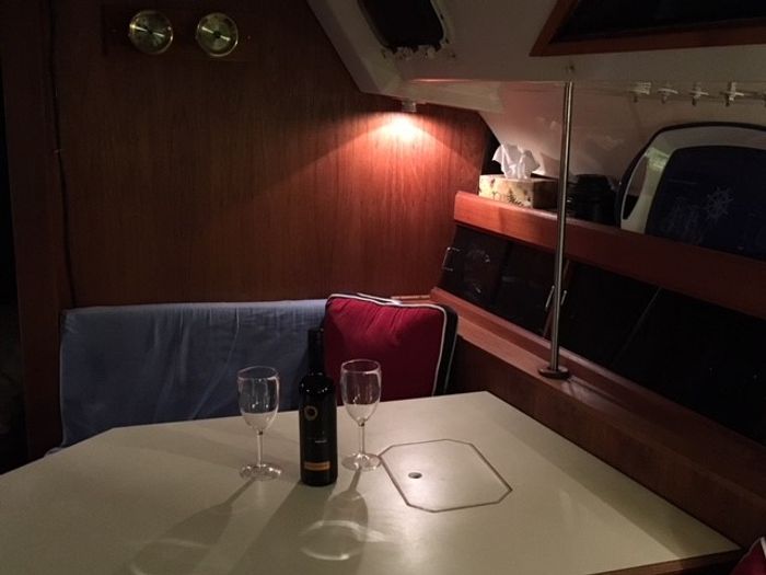 1984 Hunter 33.5 Photo 8 sur 29