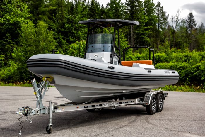 2027 Brig NAVIGATOR 24 Photo 2 of 31