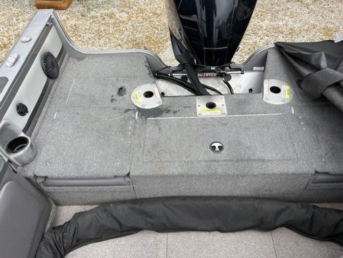 2018 Crestliner 1850 Sportfish Outboard Photo 13 of 15