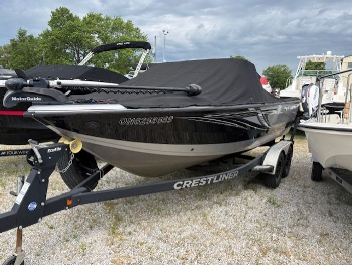 2018 Crestliner 1850 Sportfish Outboard Photo 1 of 15