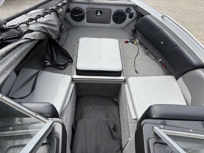 2018 Crestliner 1850 Sportfish Outboard Photo 6 of 15