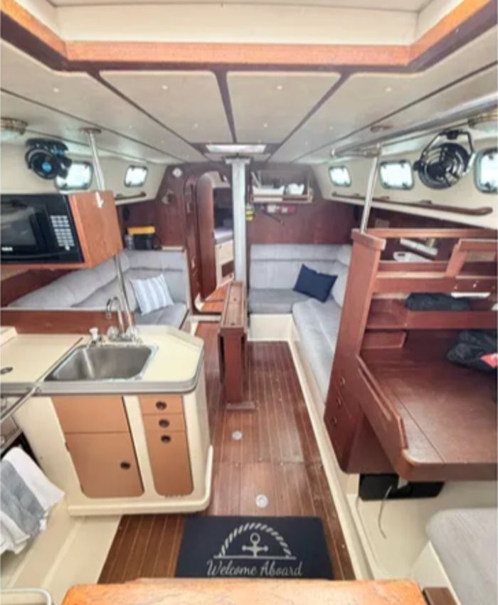 1988 CS Yachts 36 Traditional Photo 6 of 15