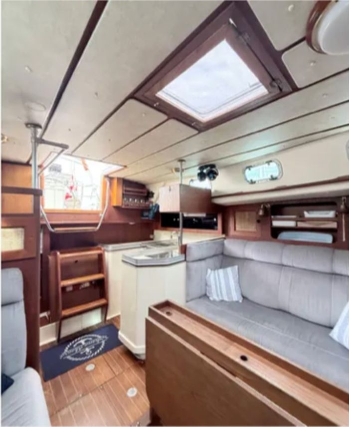 1988 CS Yachts 36 Traditional Photo 9 of 15