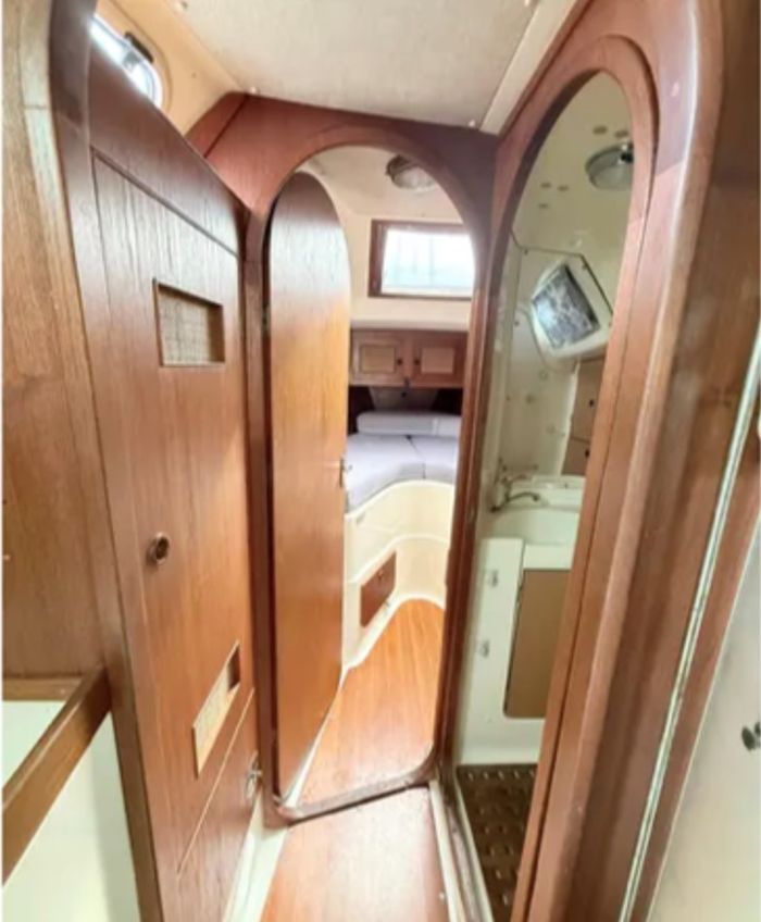 1988 CS Yachts 36 Traditional Photo 14 of 15