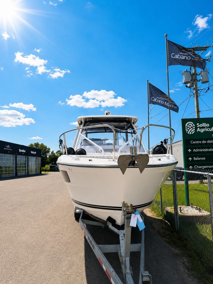 2023 JEANNEAU Leader 9.0 WA Photo 3 of 13