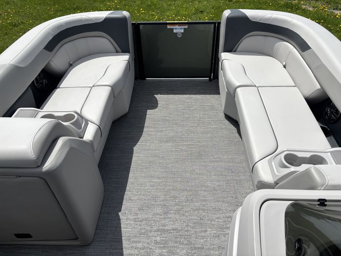 2025 Godfrey Pontoons Sweetwater 2086C Photo 5 of 21