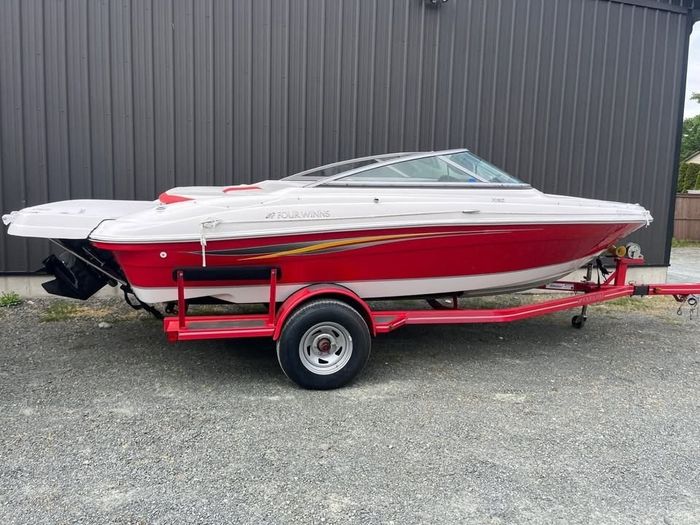 2010 Four Winns H190 Bowrider Photo 2 of 7