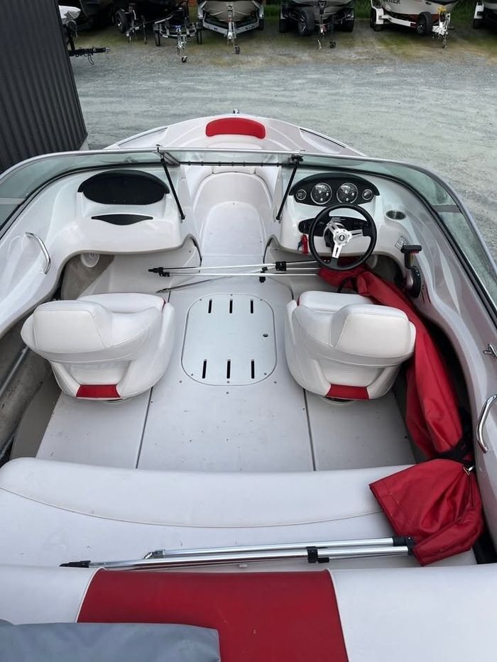 2010 Four Winns H190 Bowrider Photo 7 of 7