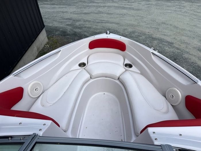 2010 Four Winns H190 Bowrider Photo 6 of 7