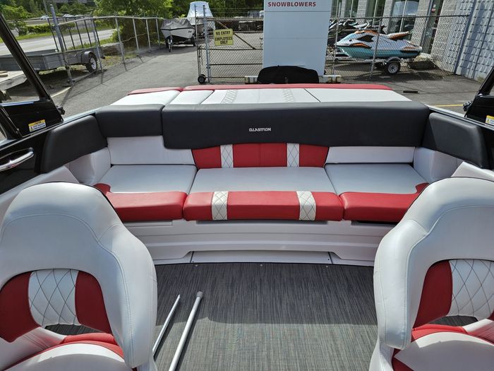 2021 Glastron - Bowrider GTS 205-  144 HOURS Photo 22 of 25