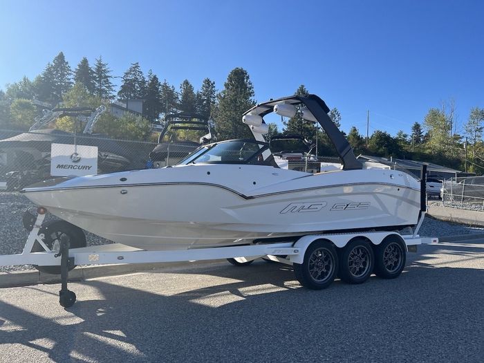 2023 MB Sports ALPHA B52 23 Photo 1 sur 33