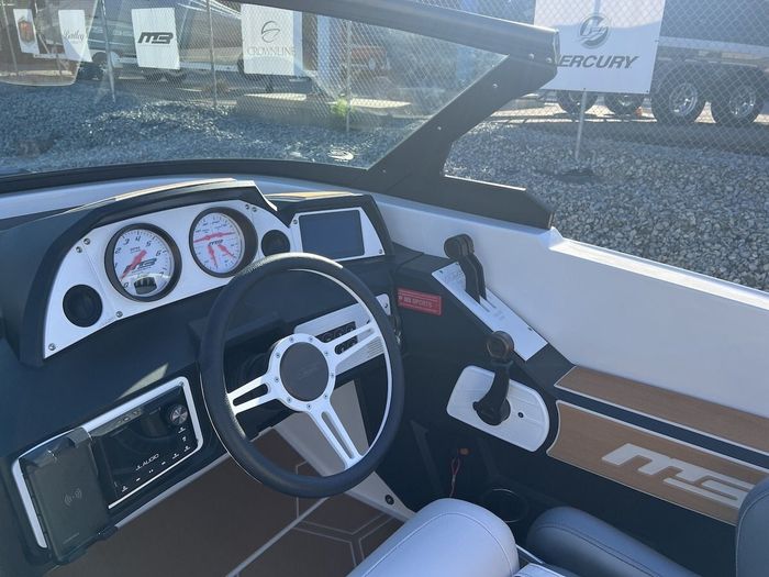 2023 MB Sports ALPHA B52 23 Photo 23 sur 33