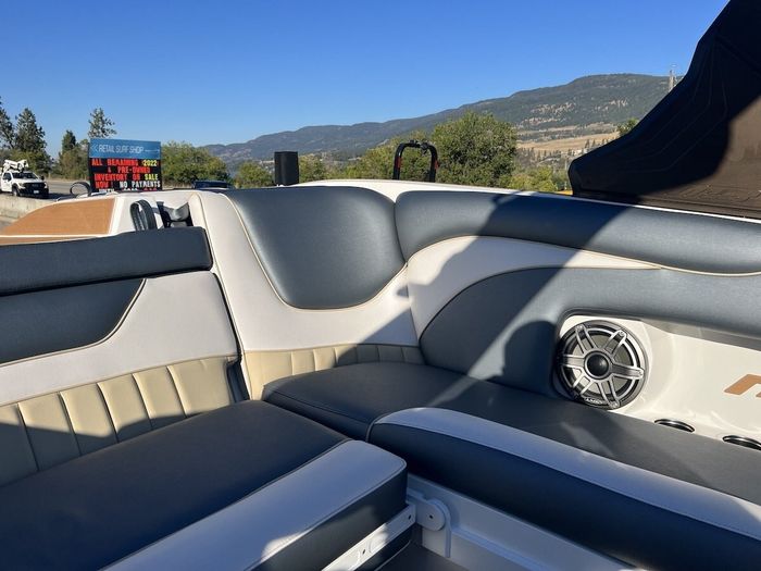 2023 MB Sports ALPHA B52 23 Photo 30 sur 33