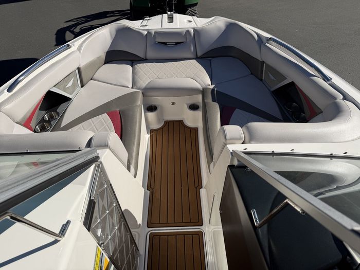 2009 MasterCraft X55 Photo 9 sur 22