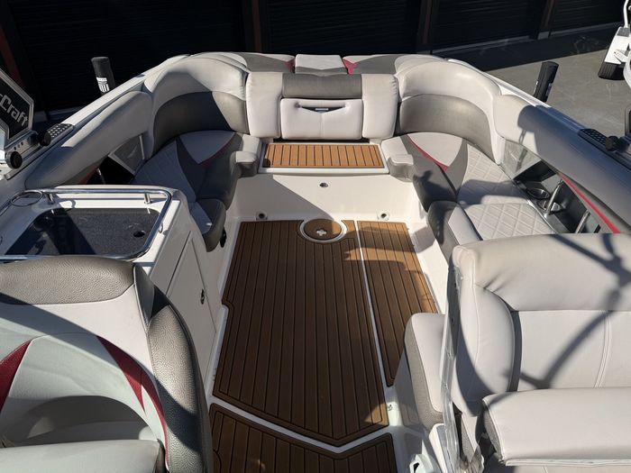 2009 MasterCraft X55 Photo 16 sur 22