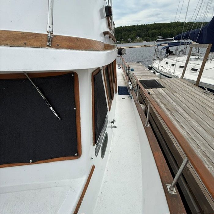 1979 ALBIN 36 Photo 6 of 23