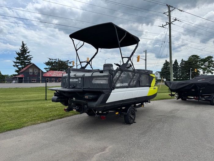 2023 Sea-Doo **DEAL OF THE WEEK** Switch Cruise 18 - 230 HP Photo 6 sur 10