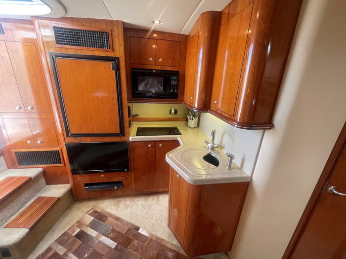 2004 Cruisers Yachts 370 Express Photo 25 sur 41