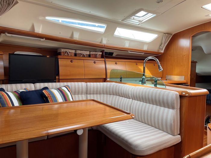 2003 Jeanneau Sun Odyssey 40' INBOUND Photo 6 sur 13