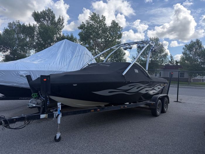 2007 Supreme V220 New in Stock!   Enjoy Ultimate Summer Fun! Photo 2 sur 2