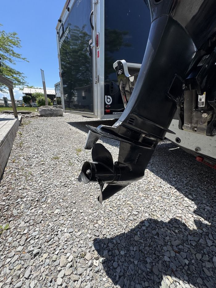2004 Lund 1600 Explorer SS Photo 16 of 17