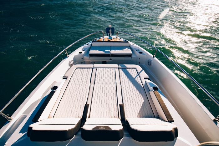 2027 Wellcraft Wellcraft38 Explorer Photo 3 sur 9