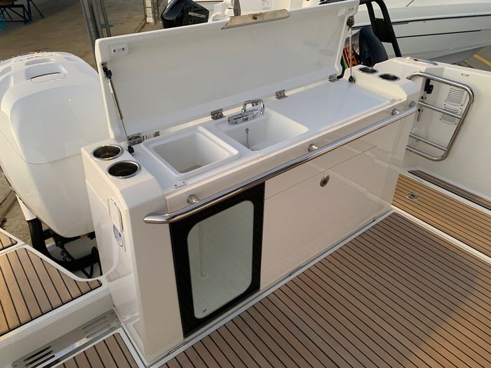 2027 Wellcraft Wellcraft38 Explorer Photo 6 sur 9