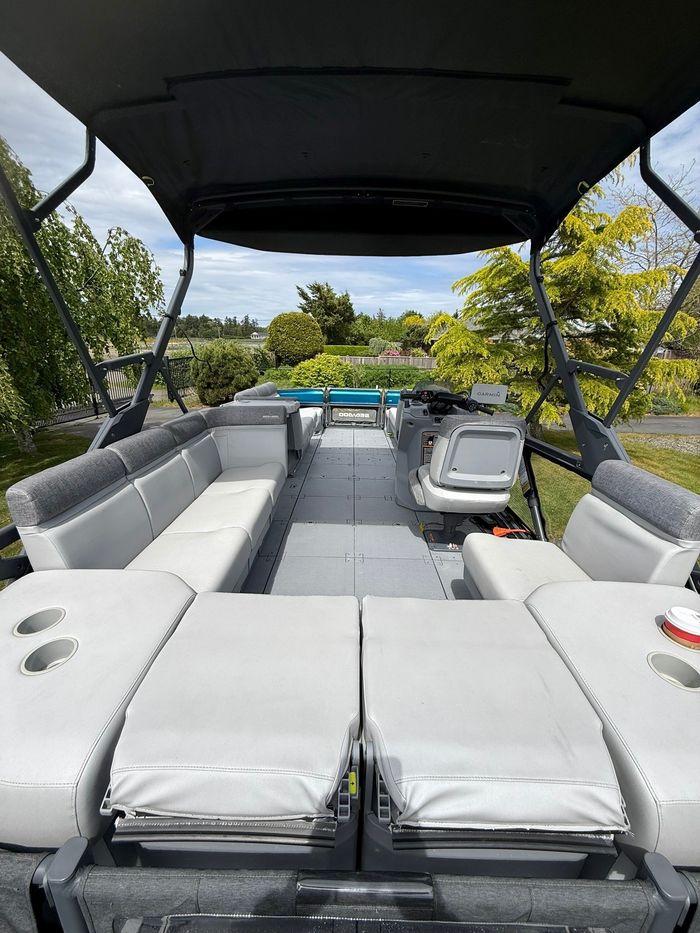 2023 Sea-Doo Switch Photo 12 of 12