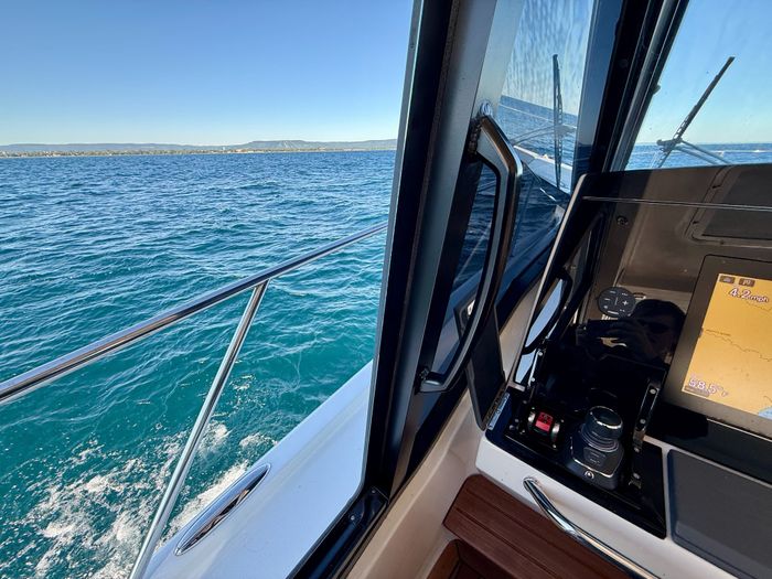 2021 Boston Whaler 405 Conquest Photo 79 of 131
