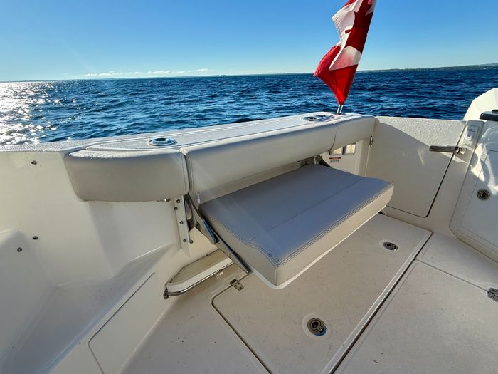 2021 Boston Whaler 405 Conquest Photo 37 of 131