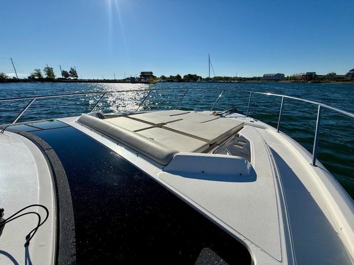 2021 Boston Whaler 405 Conquest Photo 19 of 131
