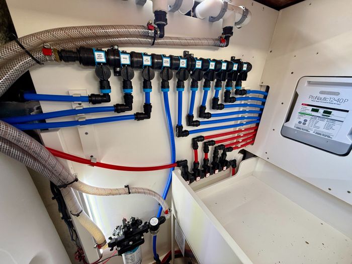2021 Boston Whaler 405 Conquest Photo 121 of 131