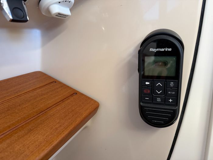 2021 Boston Whaler 405 Conquest Photo 77 of 131