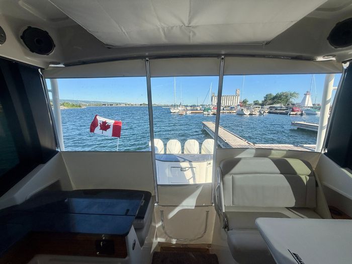 2021 Boston Whaler 405 Conquest Photo 129 of 131