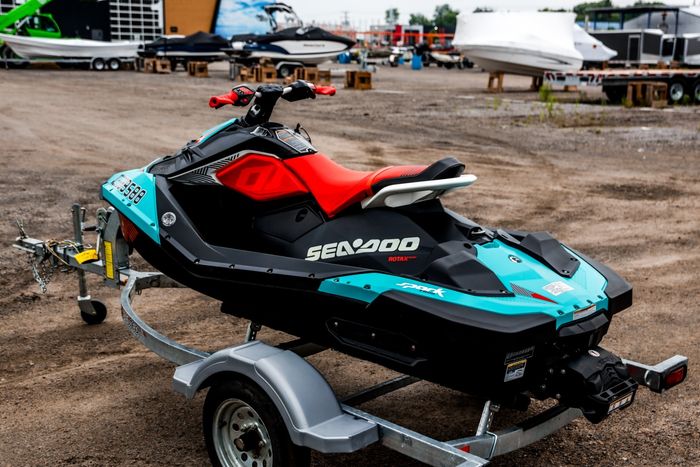 2017 Sea-Doo SPARK TRIXX 2-UP Photo 9 sur 14