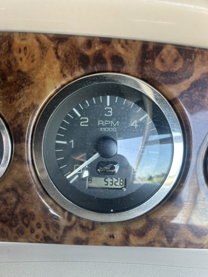 2002 Sea Ray 260 Sundancer Photo 2 sur 15