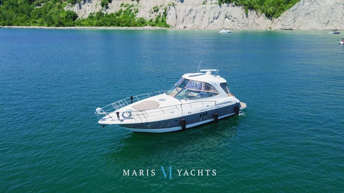 2008 Cruisers Yachts 420 Express Photo 5 of 176