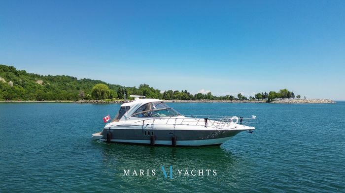 2008 Cruisers Yachts 420 Express Photo 10 of 176