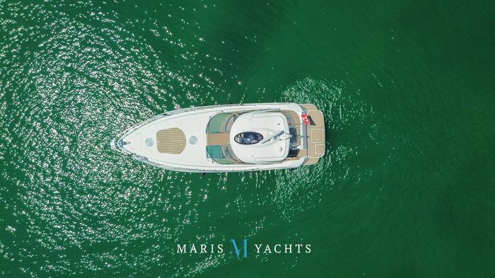 2008 Cruisers Yachts 420 Express Photo 14 of 176