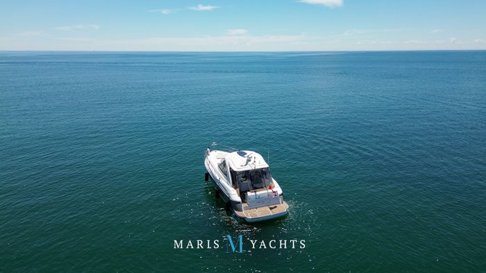 2008 Cruisers Yachts 420 Express Photo 16 of 176