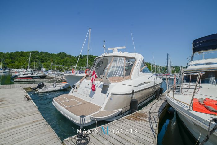 2008 Cruisers Yachts 420 Express Photo 23 of 176