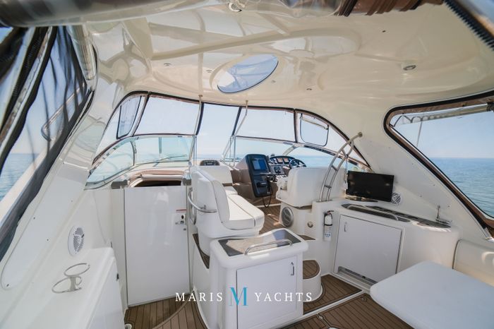 2008 Cruisers Yachts 420 Express Photo 27 of 176