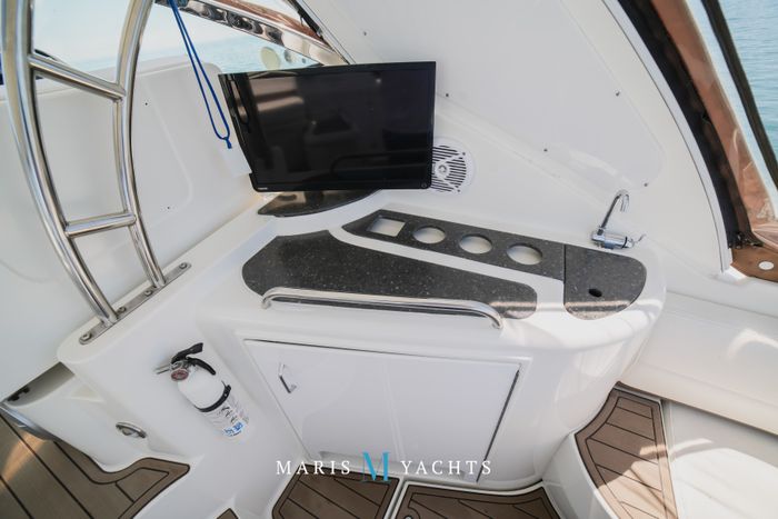 2008 Cruisers Yachts 420 Express Photo 36 of 176