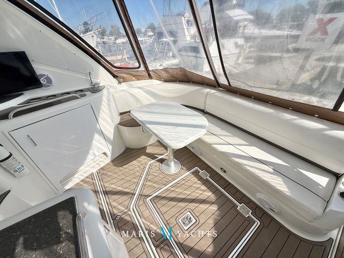 2008 Cruisers Yachts 420 Express Photo 39 of 176