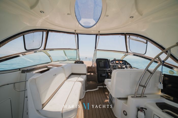 2008 Cruisers Yachts 420 Express Photo 43 of 176