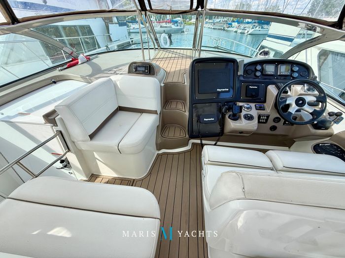 2008 Cruisers Yachts 420 Express Photo 46 of 176